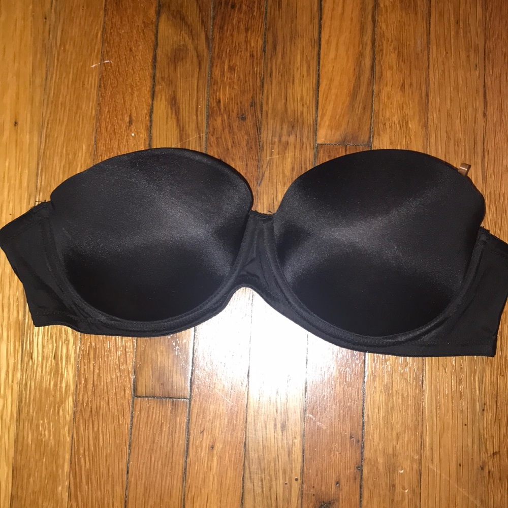Victoria’s Secret PINK Black Push-Up Strapless Bra